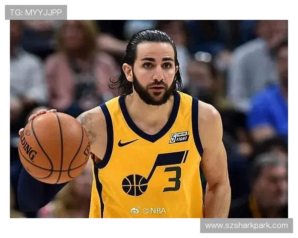 母校代言人米切尔携路易斯维尔大学篮球队发布联名战袍征战赛场